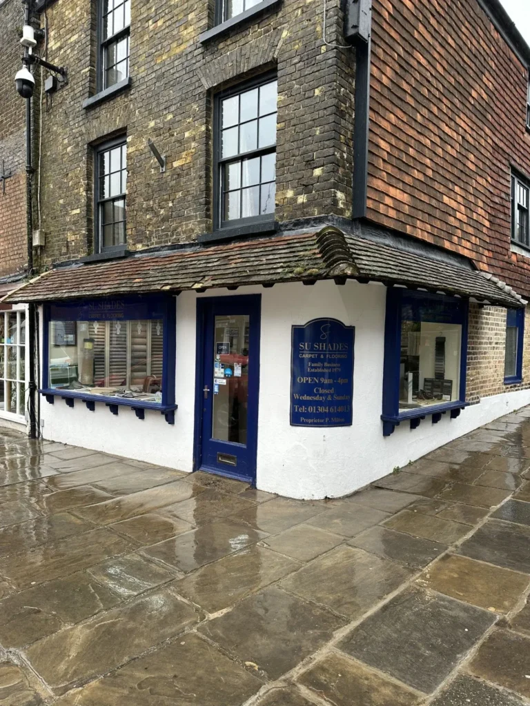 shop front 2000x10000 768x1024